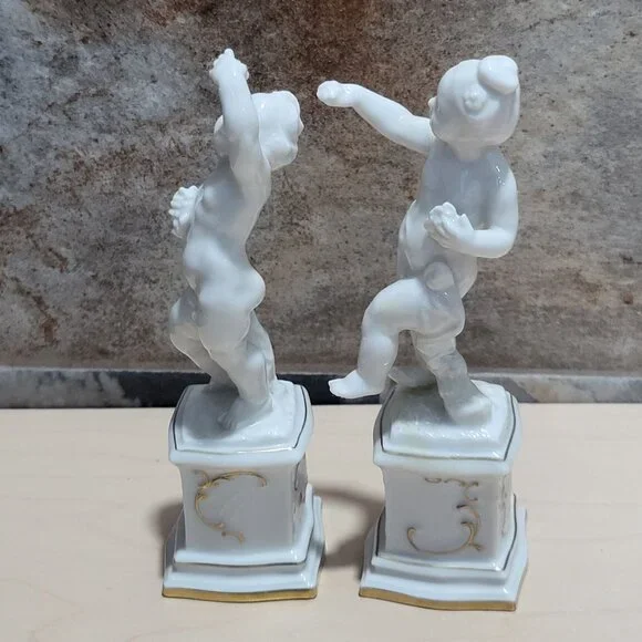 Vintage Pair Hutschenreuther Porcelain Cherubs Putti Four Seasons Figurine